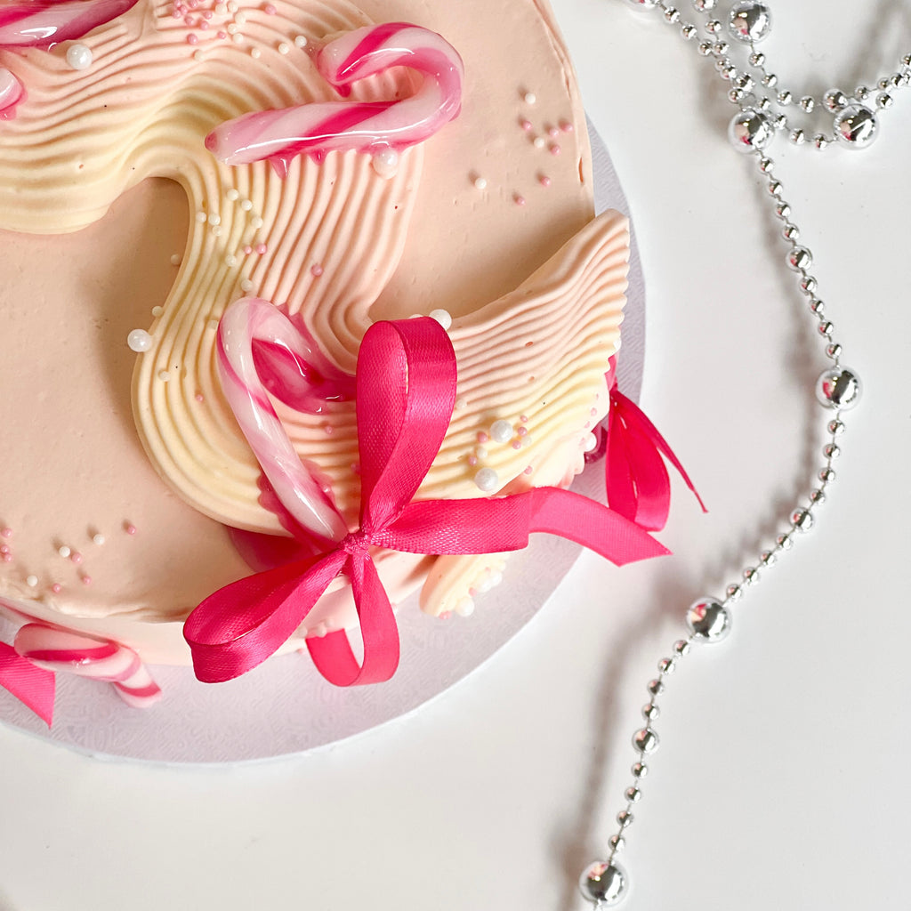 Christmas Candy Cane Cake '25